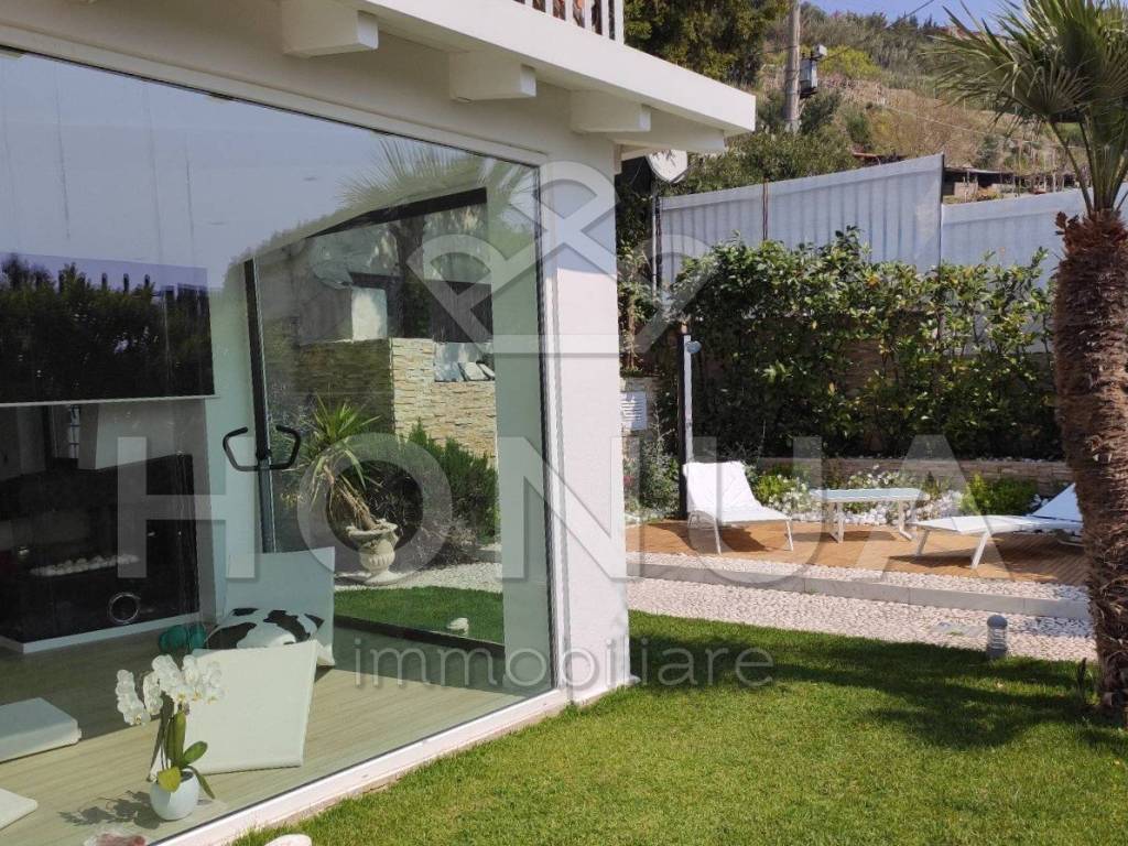 Villa a Pozzuoli in Contrada Pisciarelli, 33 - Foto 4