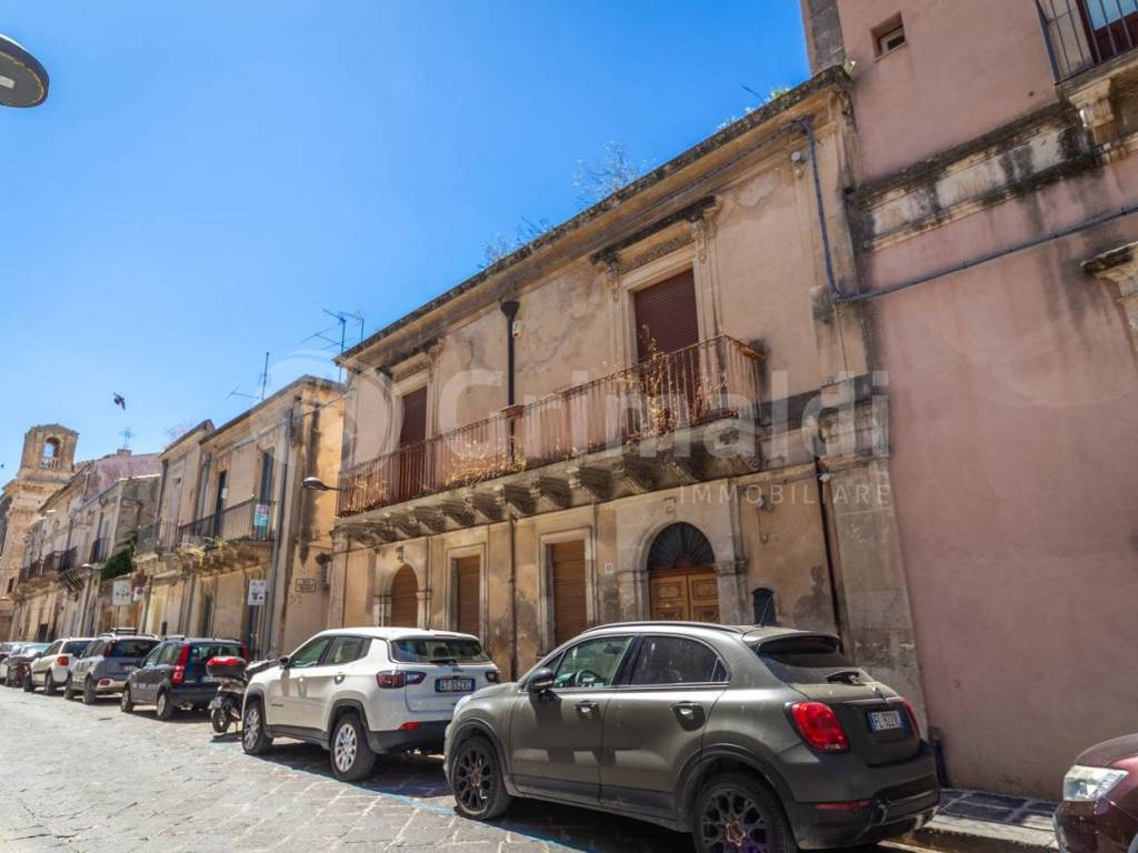 Casa indipendente a Noto in Via Ducezio - Foto 3