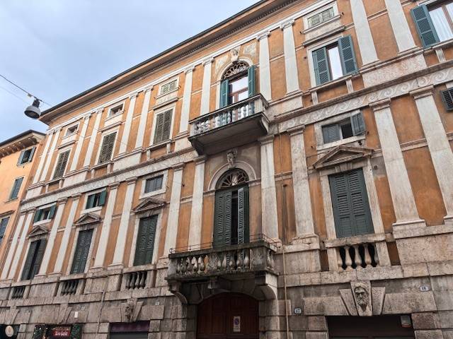 Appartamento a Verona in Via Giosuè Carducci, 17 - Foto 3
