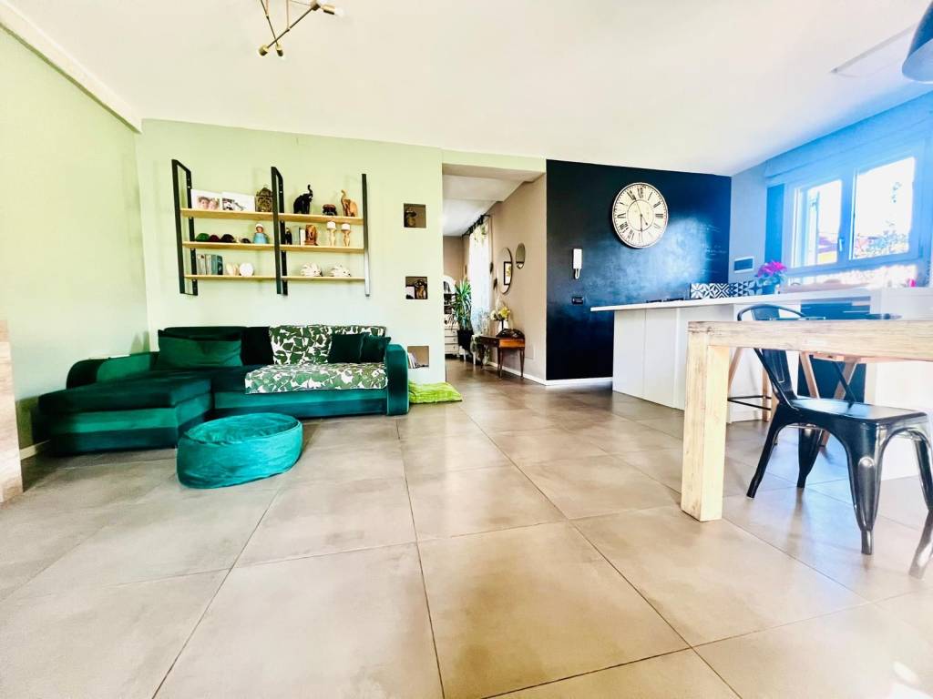 Villa a Scandiano in Via Ugo Foscolo - Foto 4