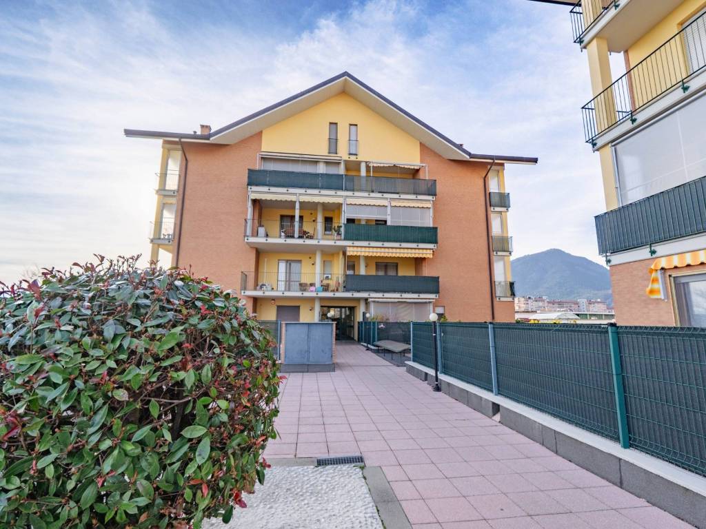 Appartamento a Piossasco in Via Cesare Beccaria, 19 - Foto 2