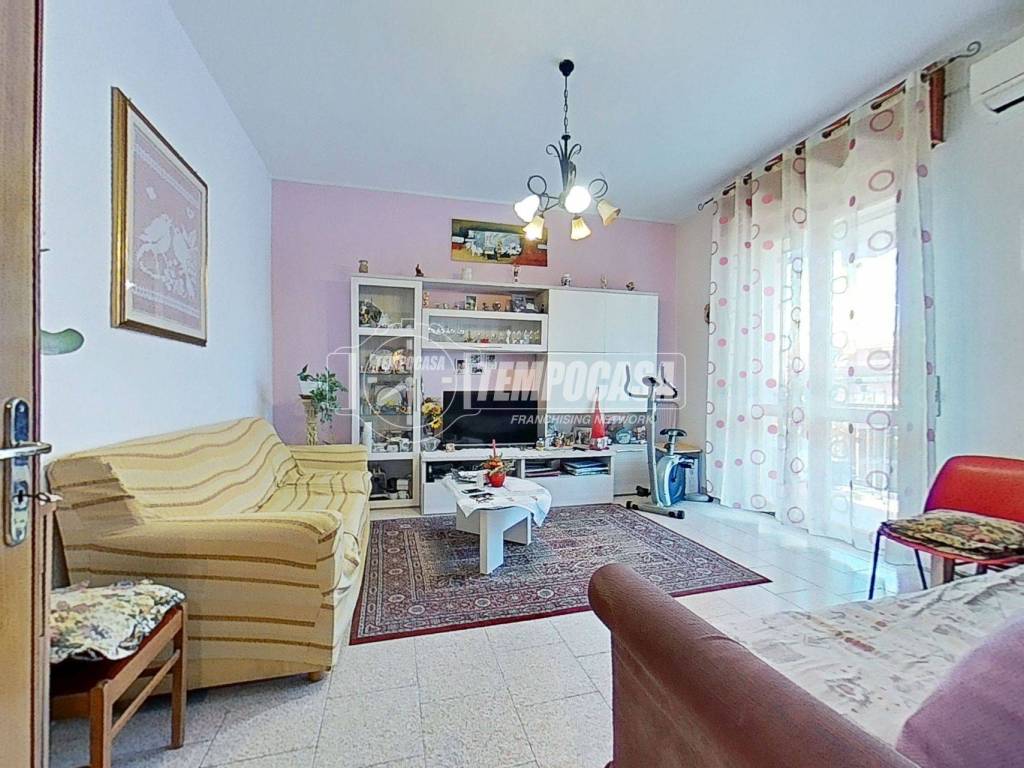 Appartamento a Macherio in Via Giuseppe di Vittorio 4 - Foto 2