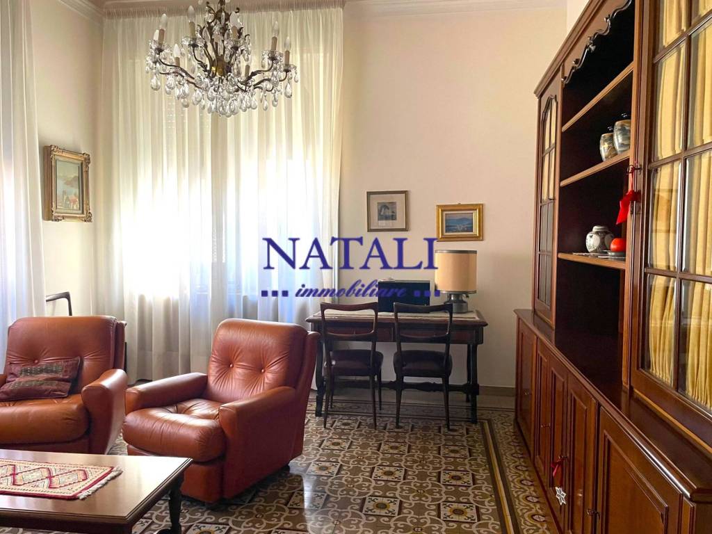 Appartamento a Legnano in Via Peschiera - Foto 2