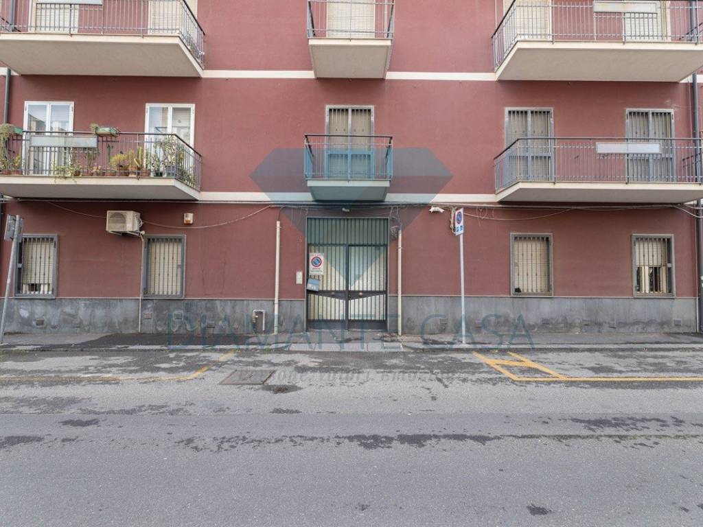 Appartamento a Catania in Via Francesca Corso, 35 - Foto 2