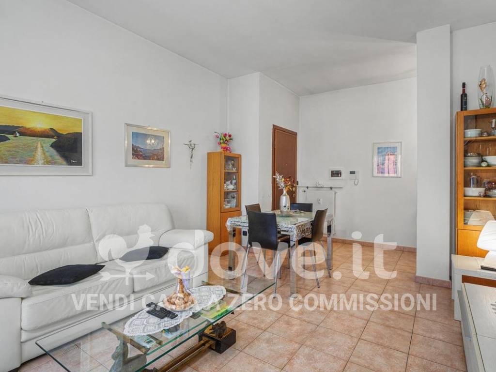 Appartamento a Monza in Via Marco D'Agrate, 37 - Foto 2