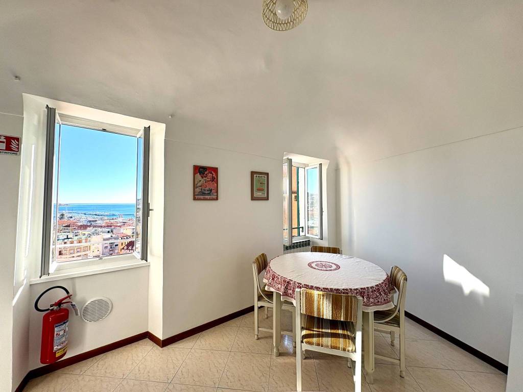 Appartamento a Sanremo in Via Romolo Moreno, 72 - Foto 2