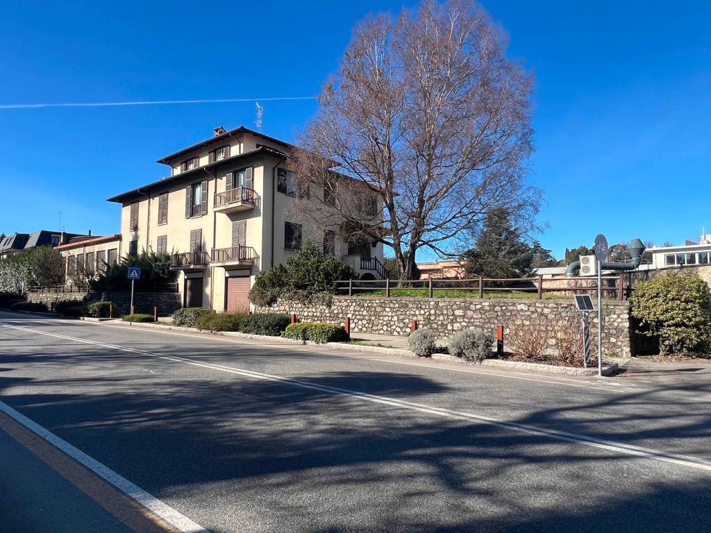 Palazzo / stabile a Lurago d'erba in Via Roma, 2 - Foto 3