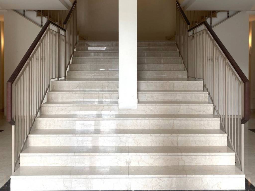 Appartamento a Como in Via XX Settembre, 5 - Foto 3