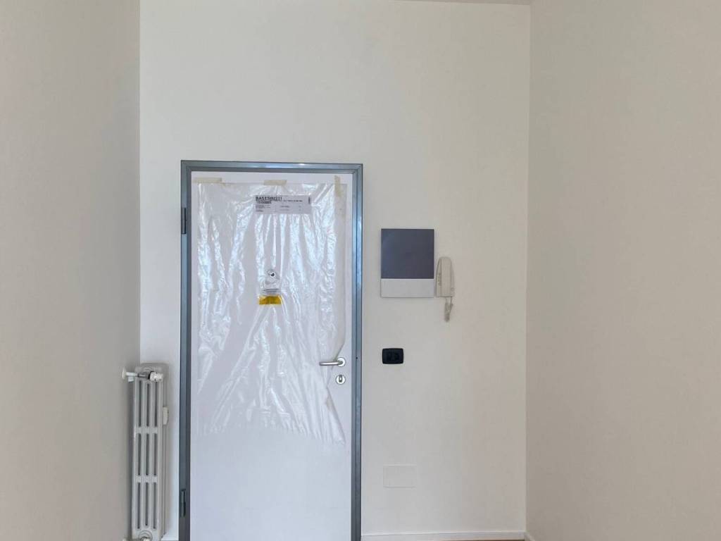 Appartamento a Como in Viale per S. Fermo della Battaglia, 18 - Foto 4