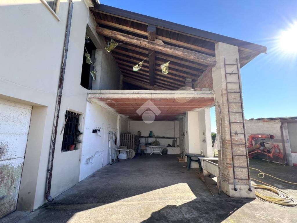 Casa indipendente a Acquanegra sul chiese in Strada Comunale Polesine, 207 - Foto 5