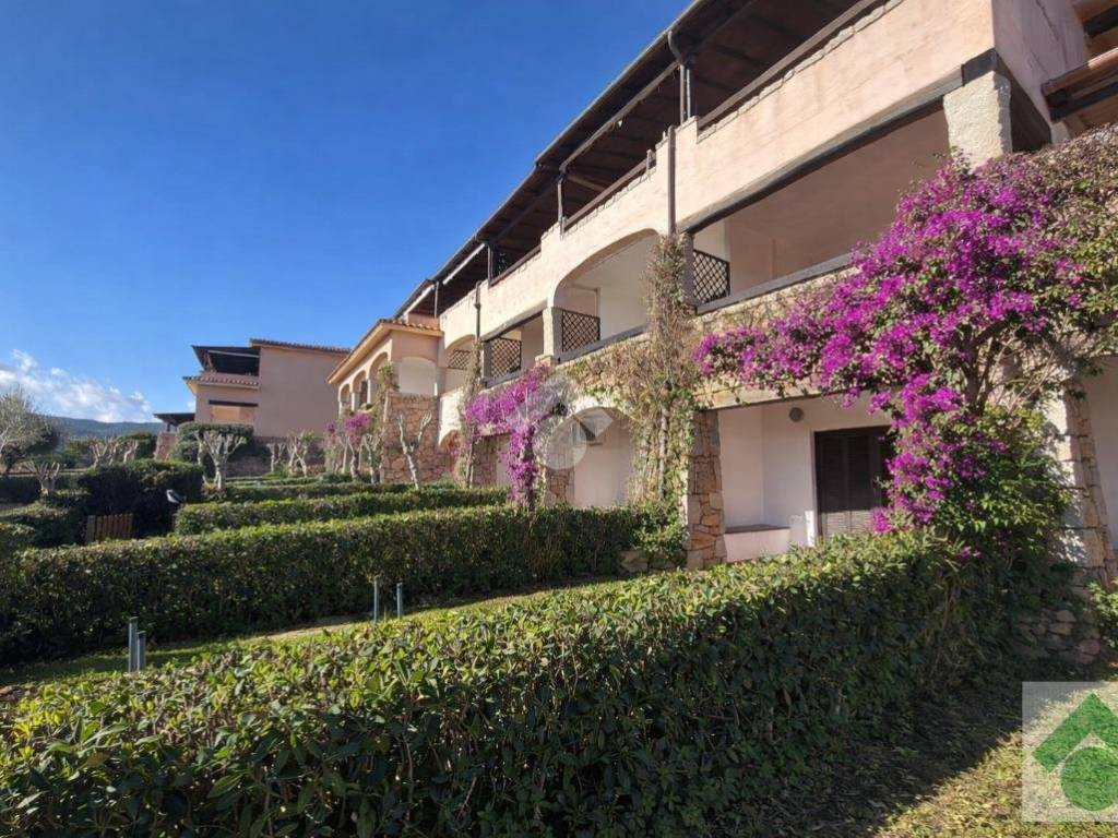 Appartamento a Loiri porto san paolo in Via del corallo - Foto 3