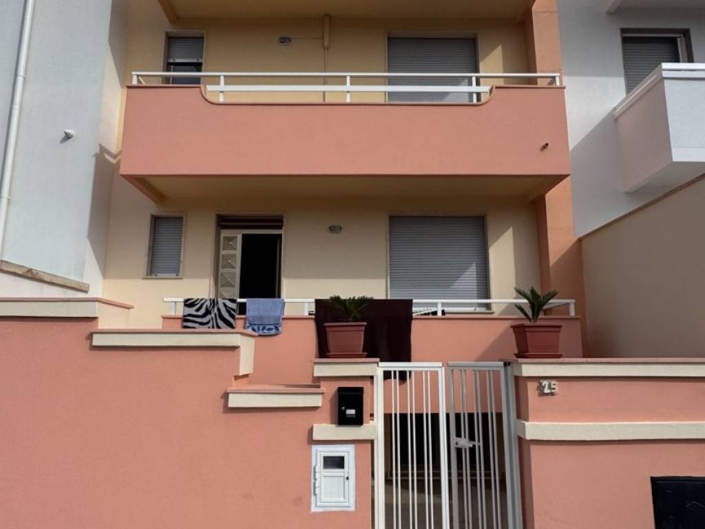 Casa indipendente a Presicce-acquarica in Via Sandro Pertini, 25 - Foto 3