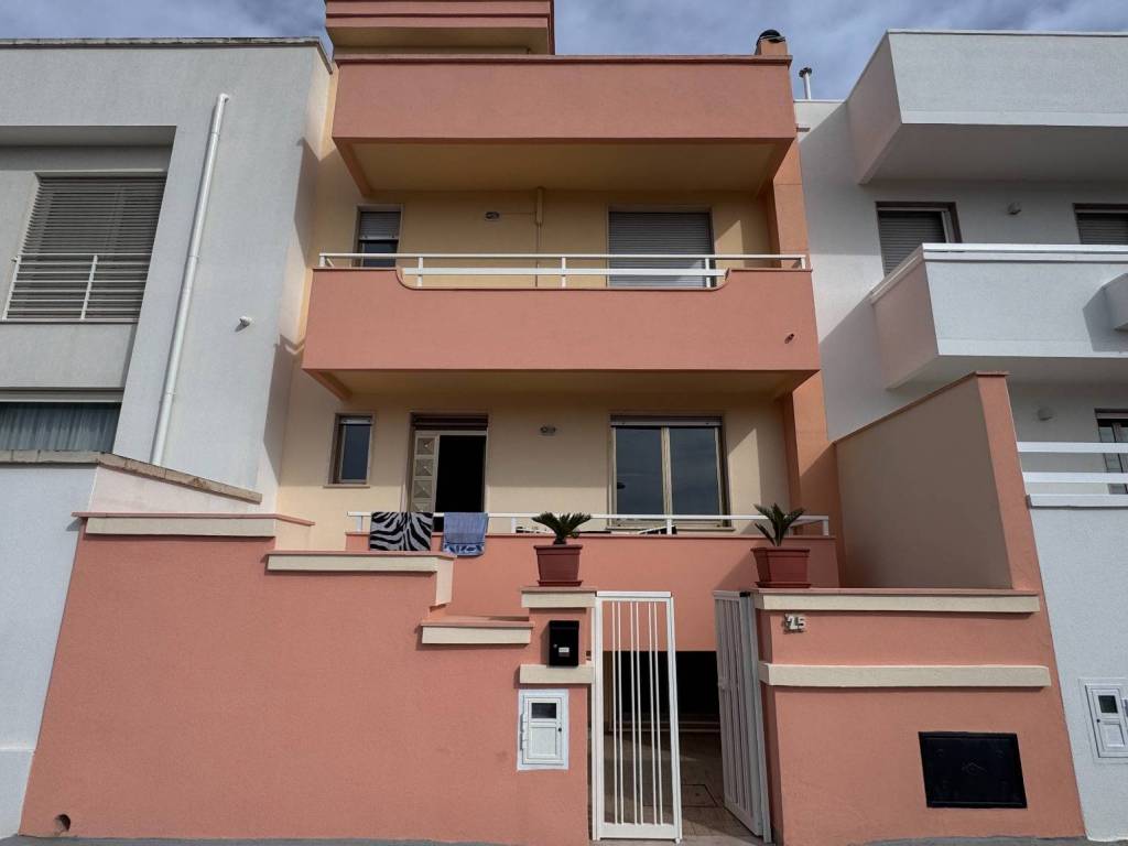 Casa indipendente a Presicce-acquarica in Via Sandro Pertini, 25 - Foto 4