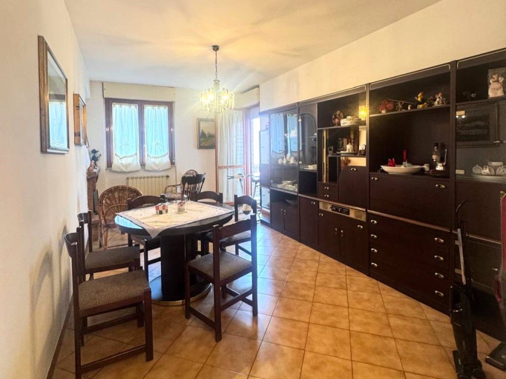 Appartamento a Tivoli in Via Orazio, 7 - Foto 4