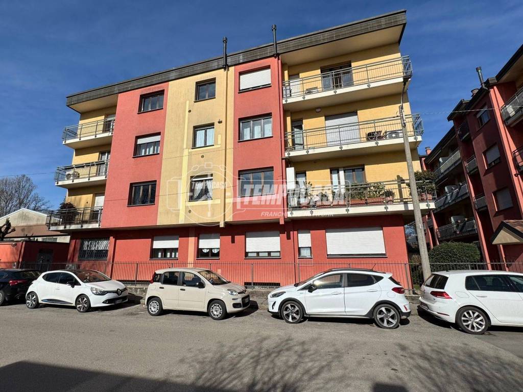 Immobile a Macherio in Via Vincenzo Bellini 7/A/B/C - Foto 2