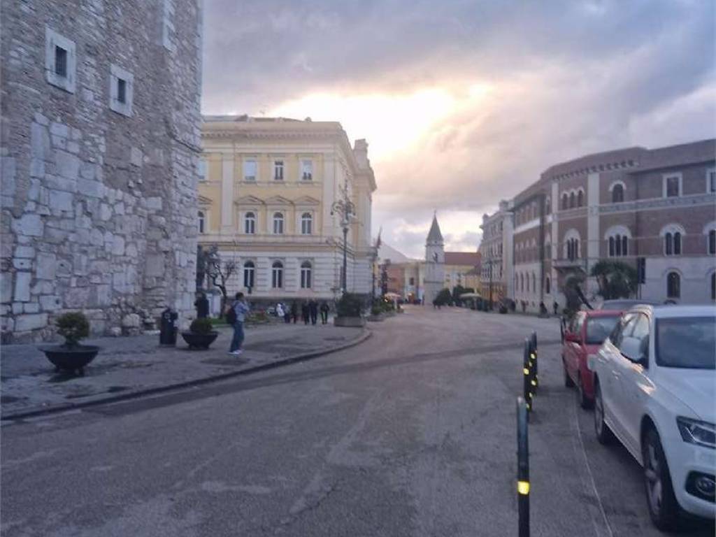 Appartamento a Benevento in Piazza Castello - Foto 3