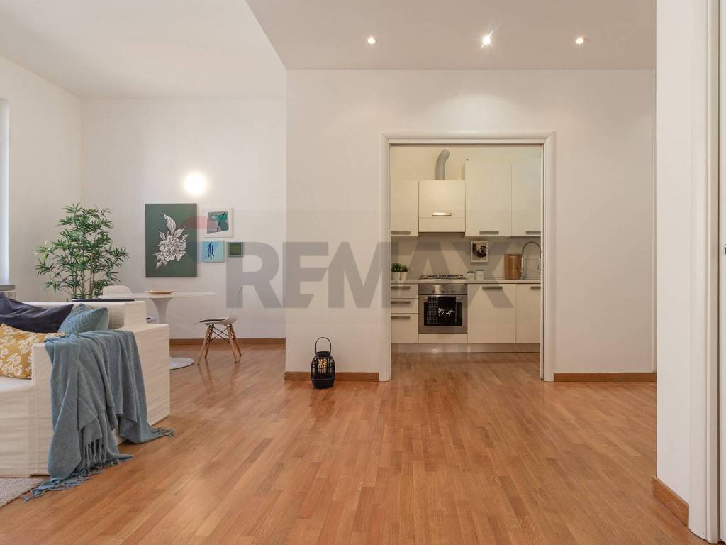 Appartamento a Gallarate in via Cattaneo, 10 - Foto 2
