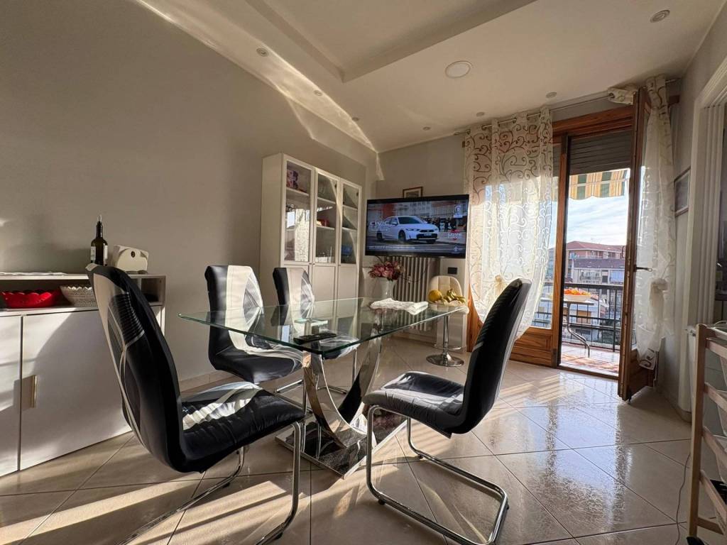 Appartamento a Nichelino in Via Toti, 25 - Foto 2