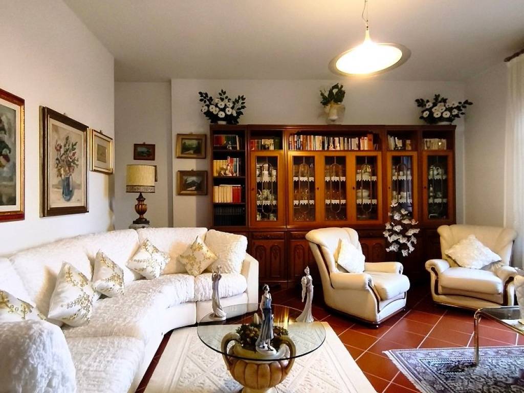 Villa a Greve in chianti in Via Giuseppe Mazzini, 22 - Foto 3