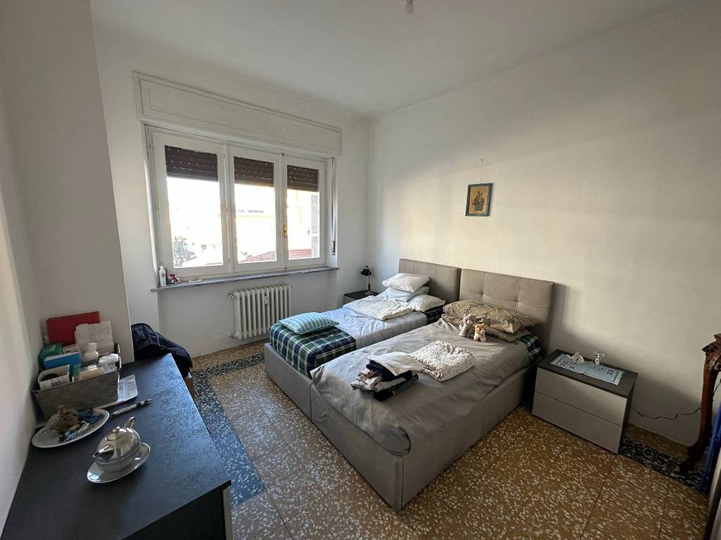 Appartamento a Moncalieri in Corso Dante Alighieri, 7 - Foto 3