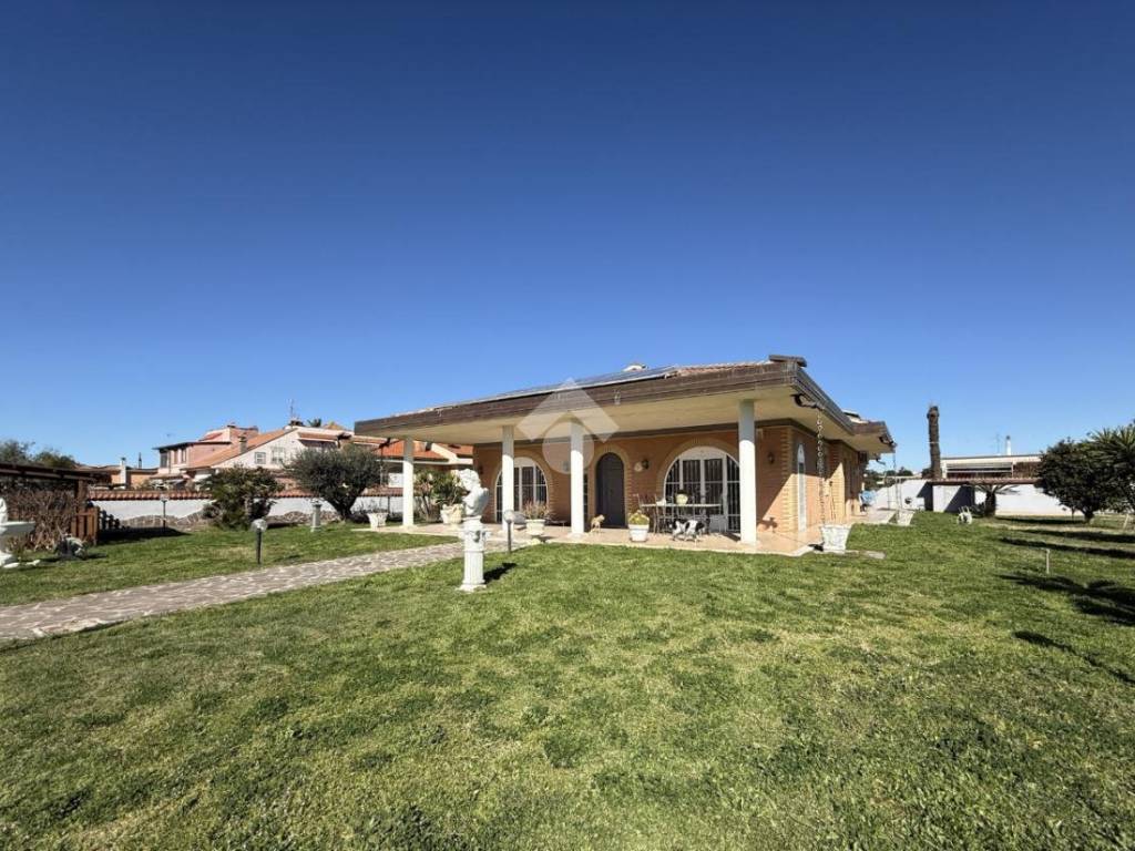 Villa a Nettuno in Via Pietro Antonio Donati, 1 - Foto 2