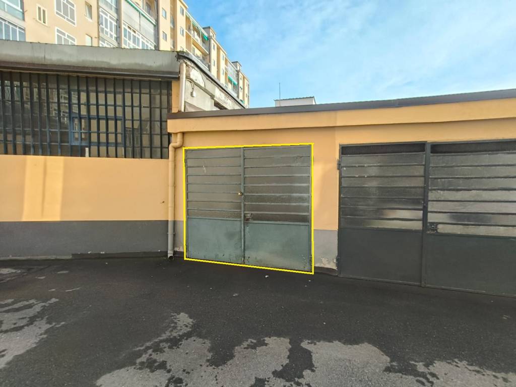 Box / garage a Moncalieri in Via Sestriere, 53 - Foto 2