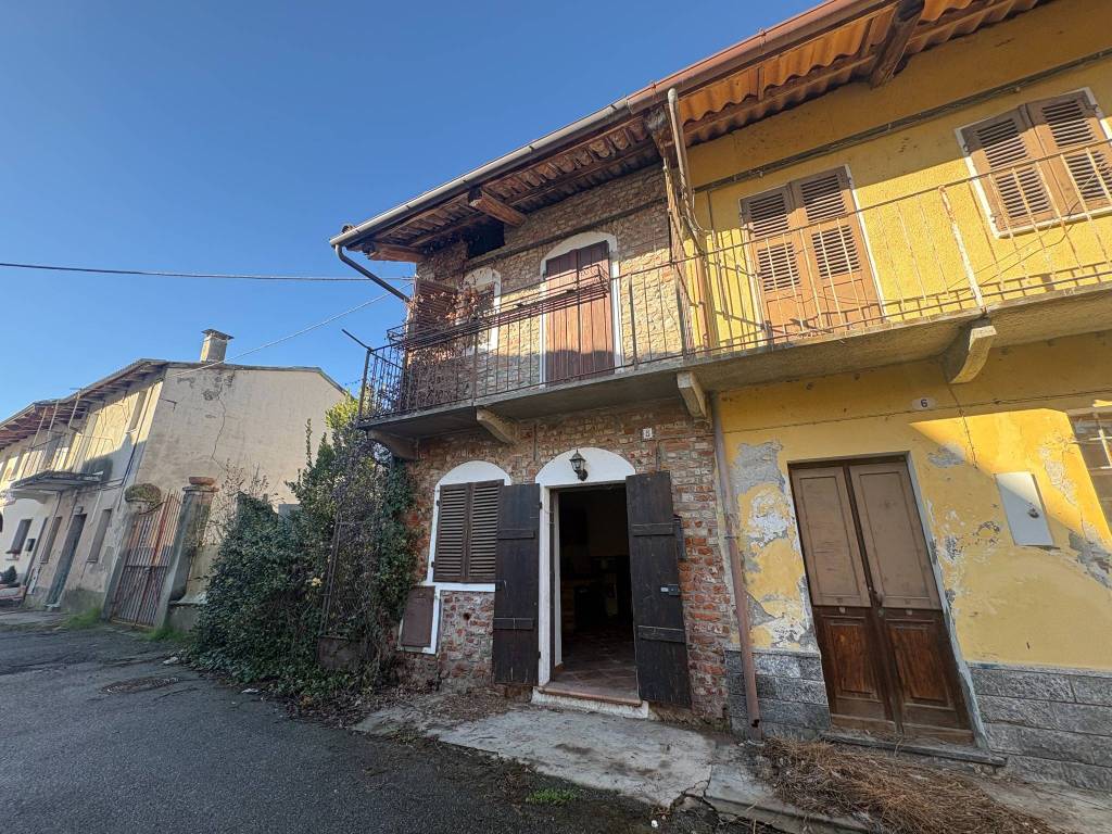 Casa indipendente a Crescentino in Via Giuseppe Garibaldi, 8 - Foto 3