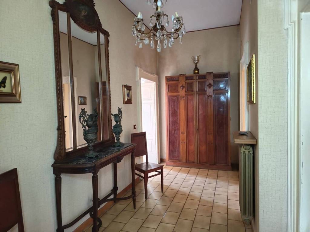 Appartamento a Taranto in Via De Cesare, 2 - Foto 2