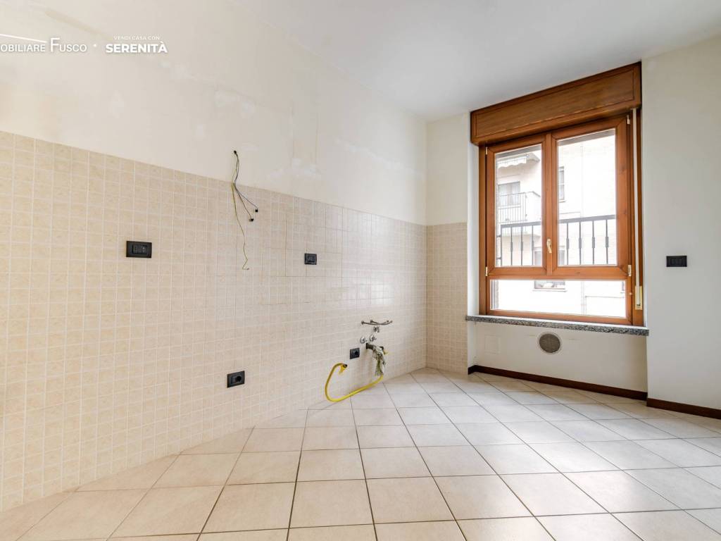Appartamento a Melegnano in Via per Carpiano, 2 - Foto 4