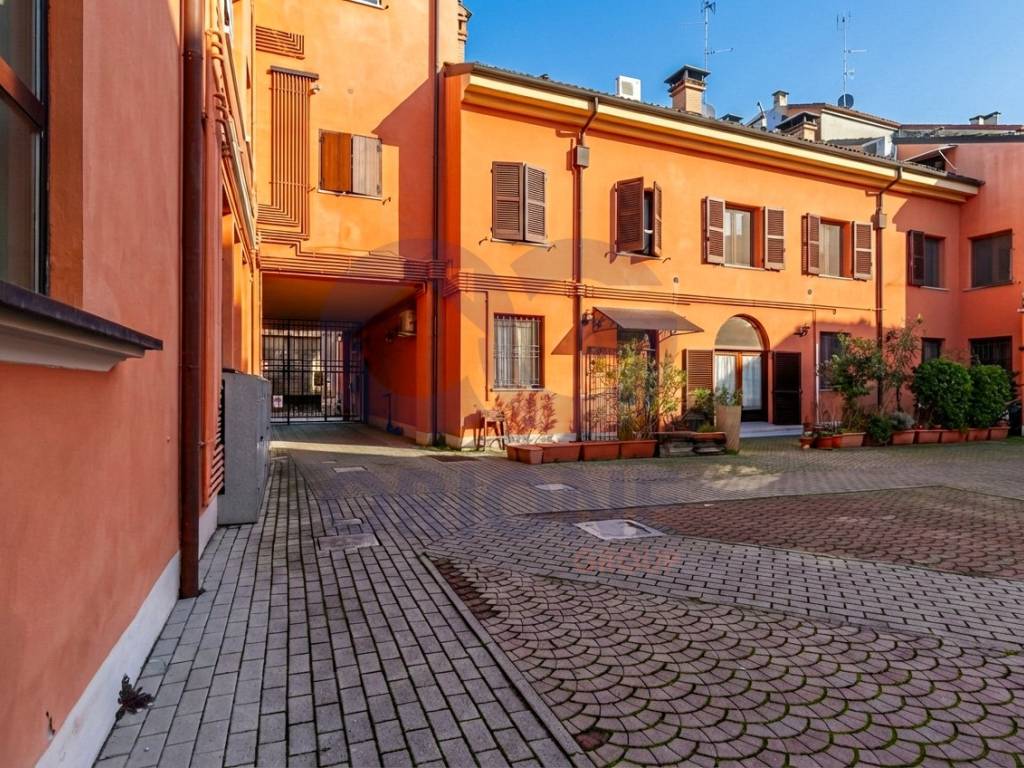 Appartamento a Cento in Via Benedetto Gennari - Foto 4