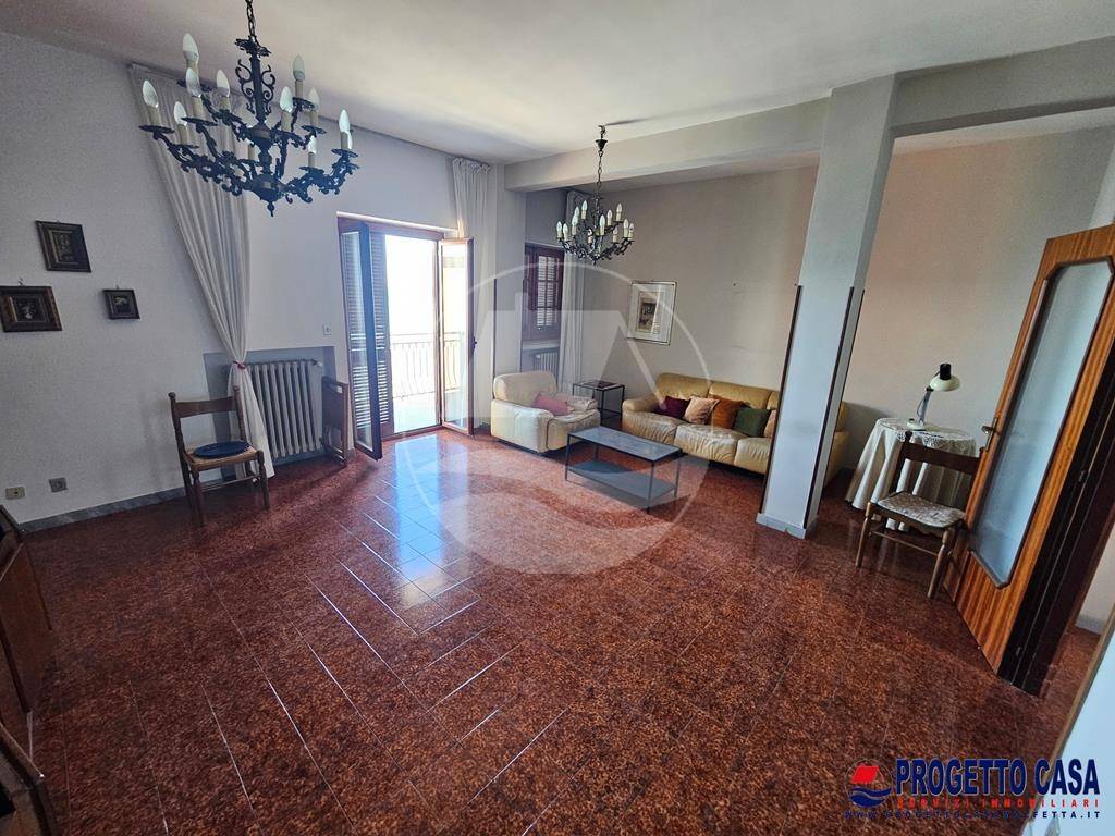 Appartamento a Giovinazzo in Via Giovanni XXIII - Foto 4