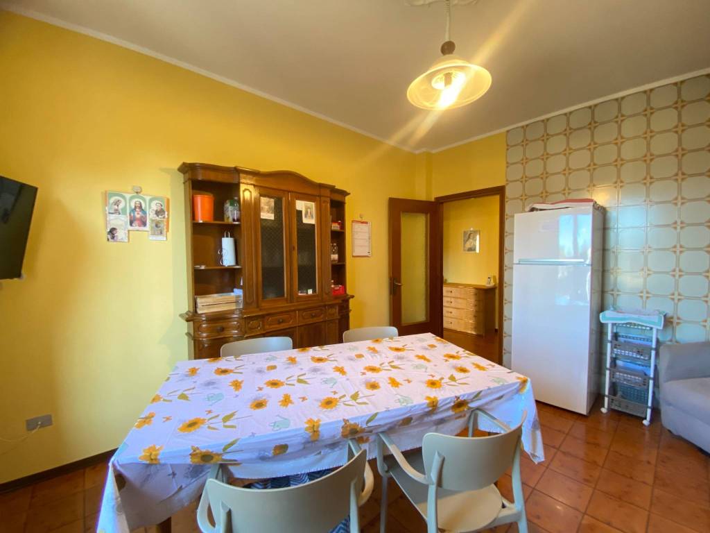 Appartamento a Goito in Via Vincenzo Bellini - Foto 3