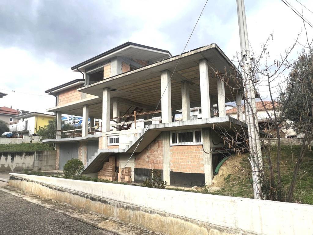 Villa a Nocciano in Via Alcide De Gasperi - Foto 3