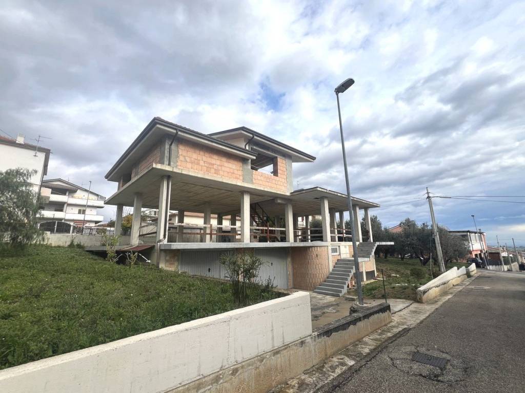 Villa a Nocciano in Via Alcide De Gasperi - Foto 5