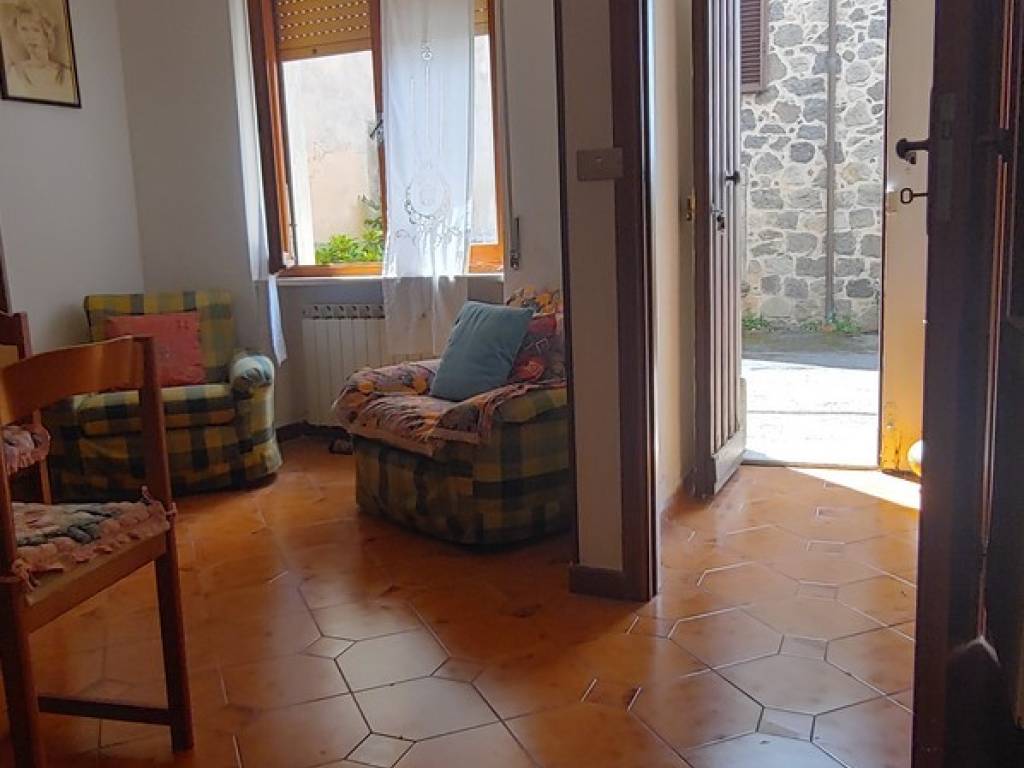 Casa indipendente a Castel del piano in Via Mario Pieri, 10 - Foto 2