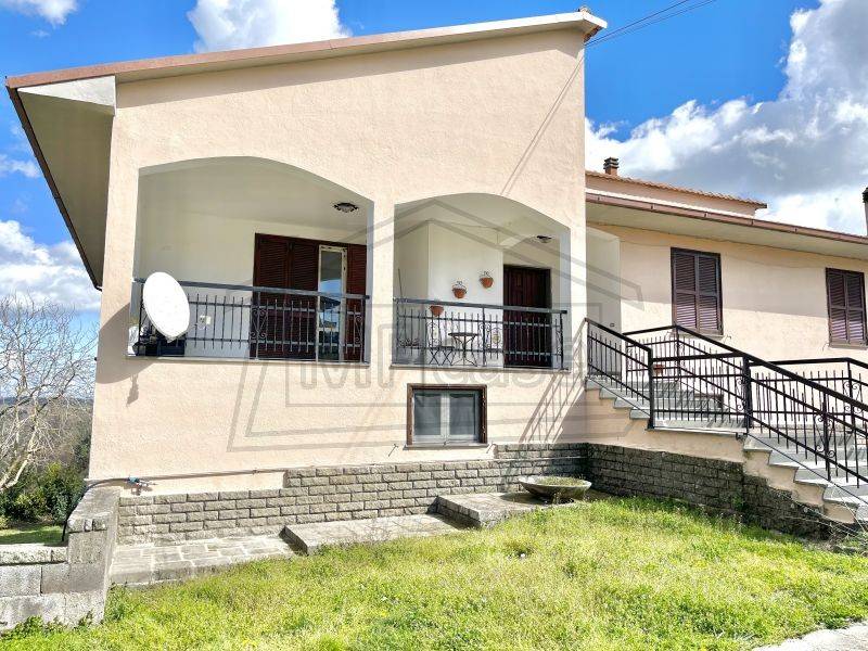 Villetta a schiera a Montefiascone in Via Giovanni Falcone - Foto 2