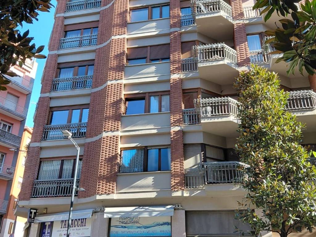 Appartamento a Asti in Corso Dante Alighieri, 99 - Foto 2