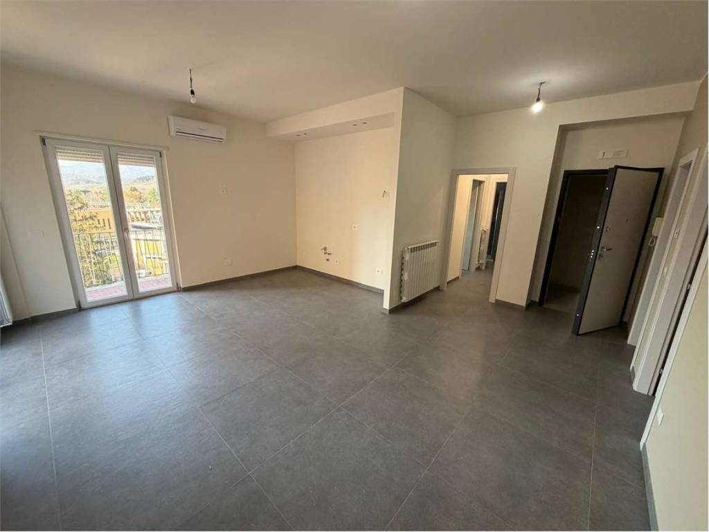 Appartamento a Benevento in Via Munanzio Planco - Foto 2