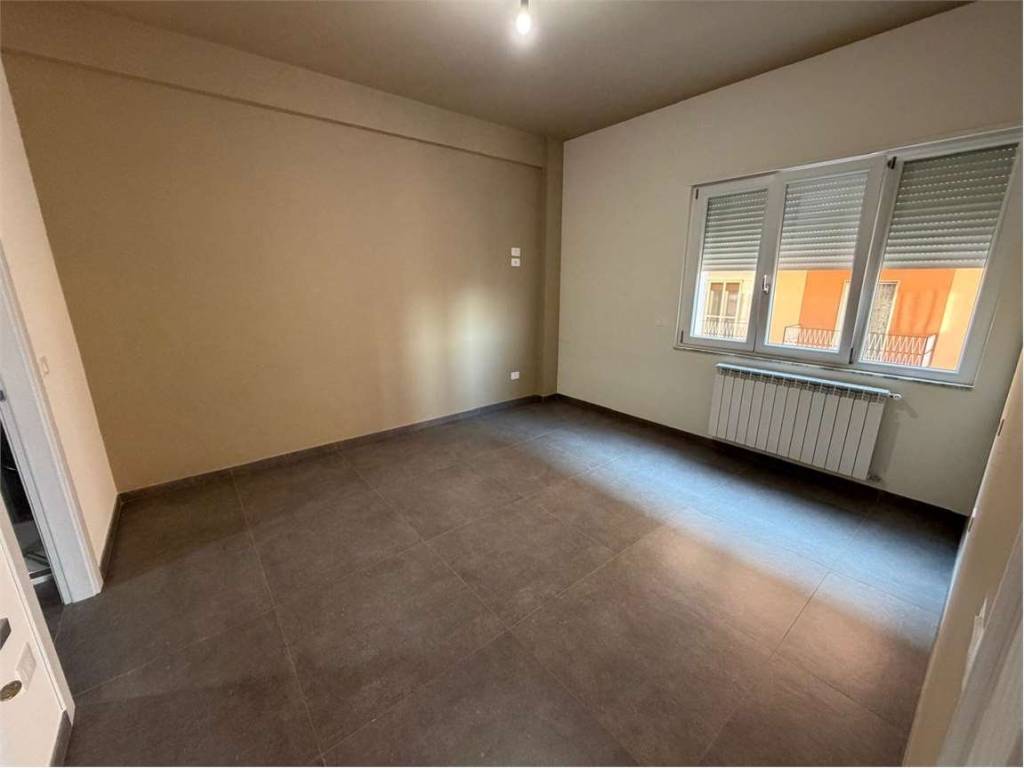 Appartamento a Benevento in Via Munanzio Planco - Foto 5