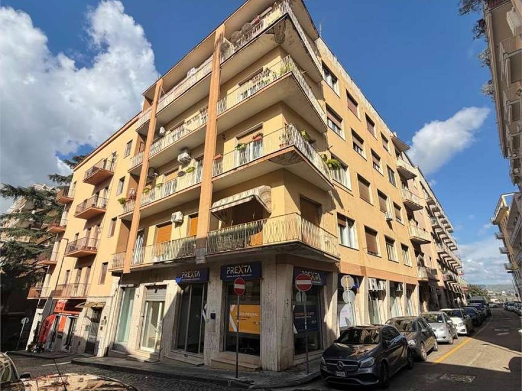 Appartamento a Benevento in Via Giuseppe Pasquali - Foto 4