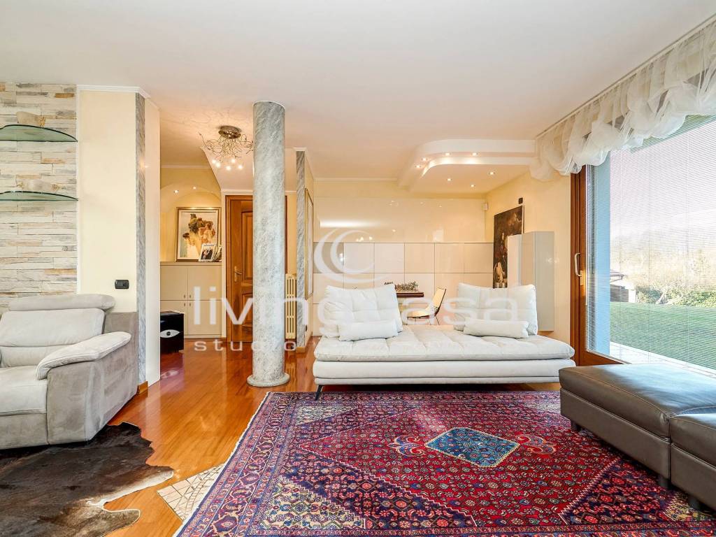 Villa a Barzanò in Via Cristoforo Colombo - Foto 4