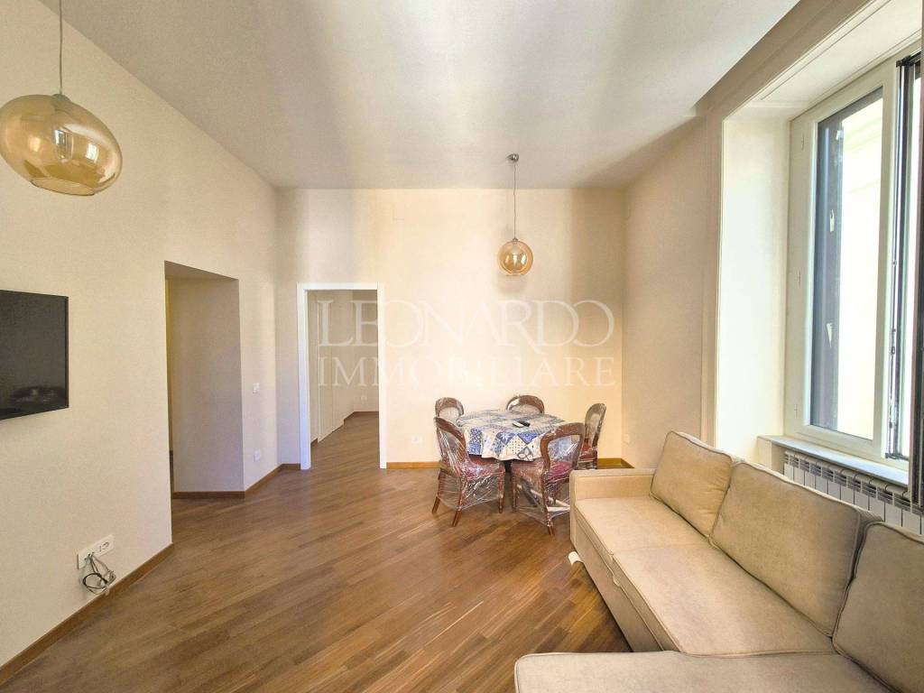 Appartamento a Napoli in Via Francesco Crispi - Foto 4