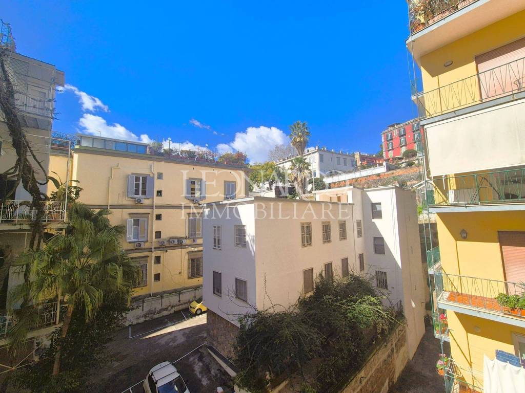 Appartamento a Napoli in Via Francesco Crispi - Foto 5