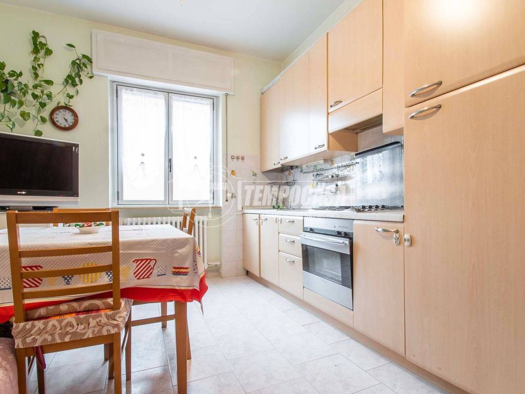 Appartamento a Paderno dugnano in Via Tommaso Grossi - Foto 5