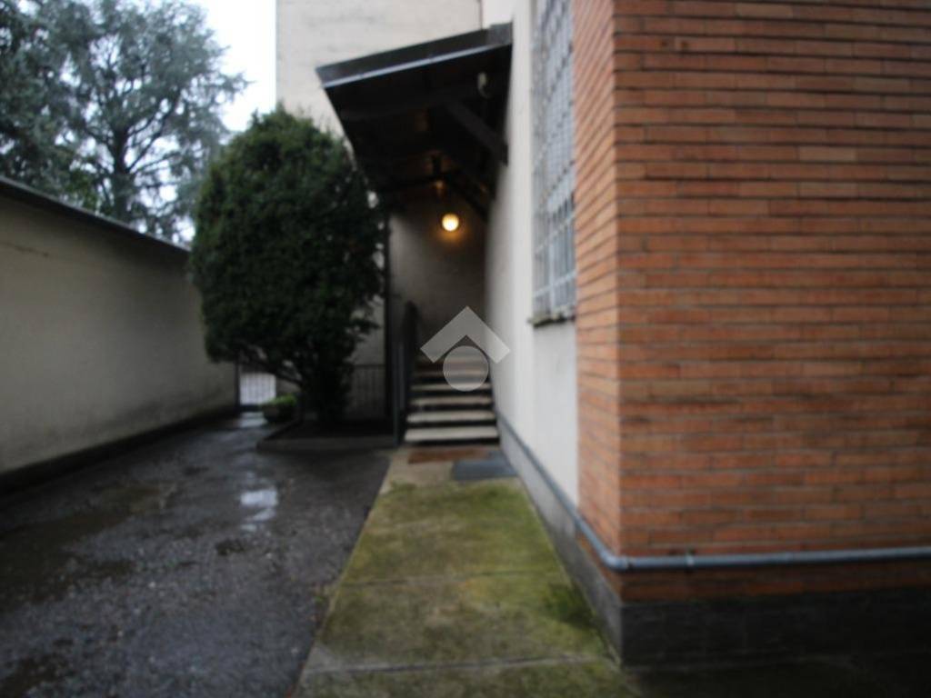 Appartamento a Rho in Via S. Gerolamo Emiliani, 2 - Foto 2