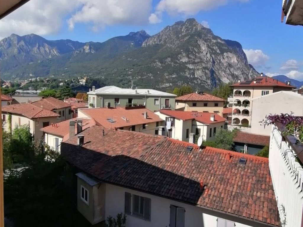 Appartamento a Lecco in Via Luciano Manara, 3 - Foto 2