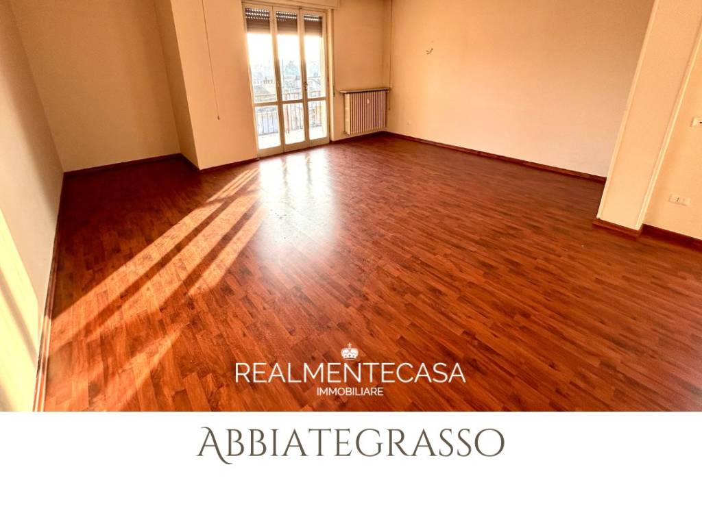 Appartamento a Abbiategrasso in Viale Giuseppe Mazzini - Foto 2