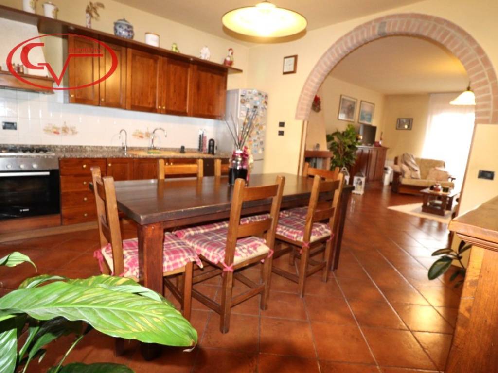 Casa indipendente a Montevarchi in Via 8 Marzo - Foto 5