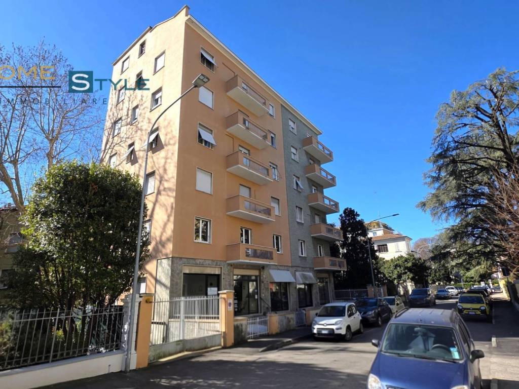 Appartamento a Parma in Via Amato Furlotti, 3 - Foto 2