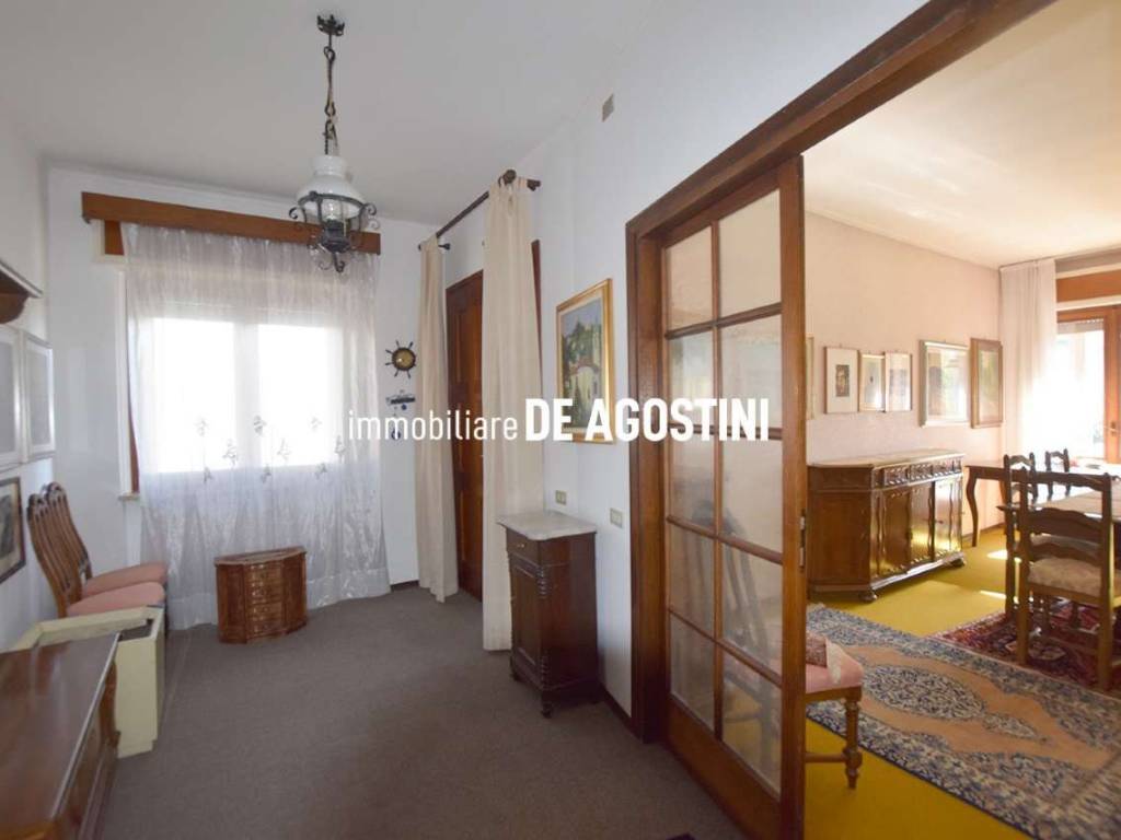 Villa a Arona in via Vittorio Veneto - Foto 5